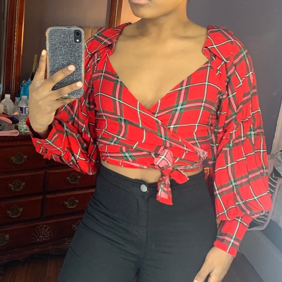 PRETTYLITTLETHING Top - Picture 2 of 2